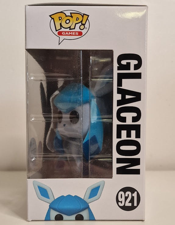 Funko Pop! Pokemon - Glaceon #921 - Flocked