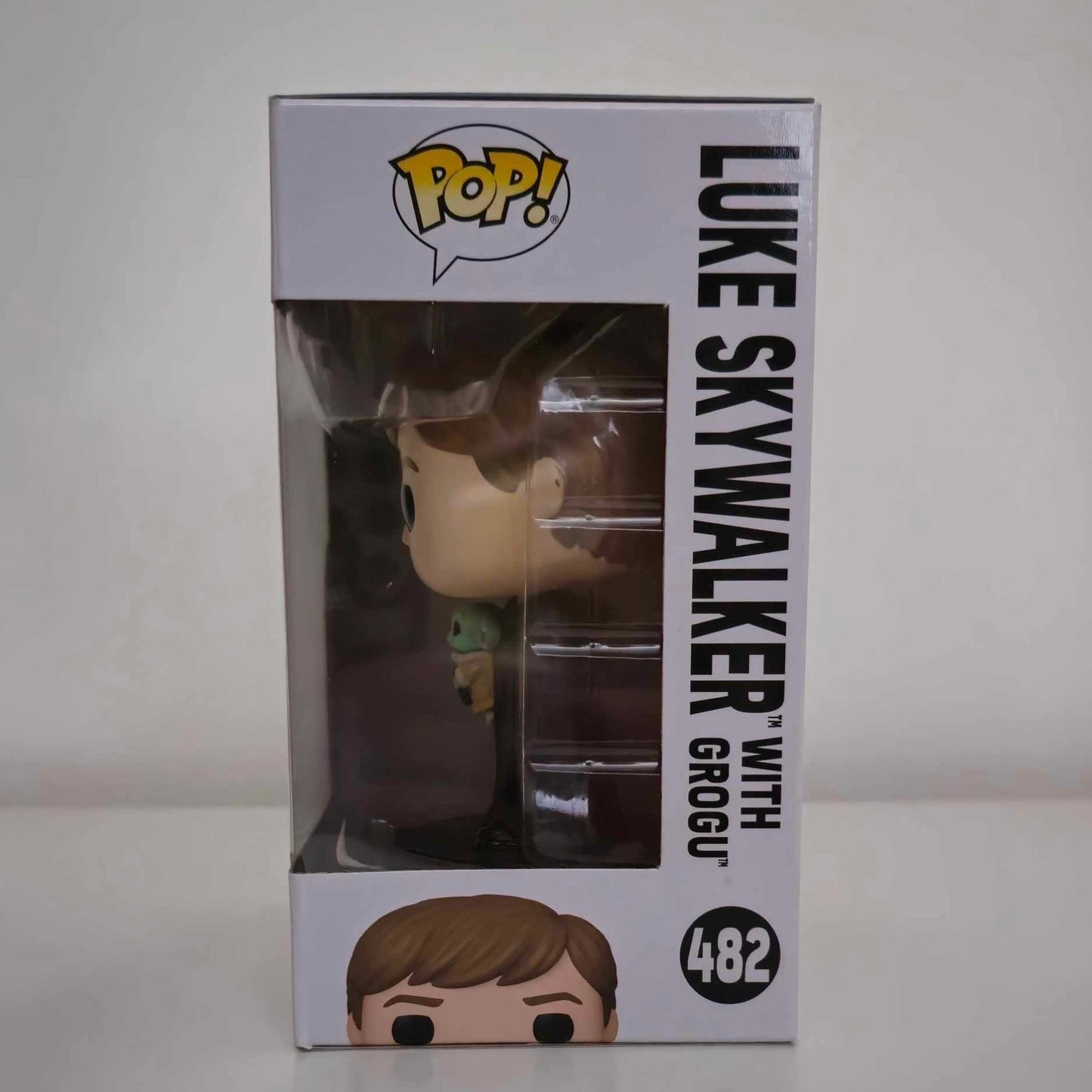 Funko Pop! Luke Skywalker With Grogu #482 -  Star Wars